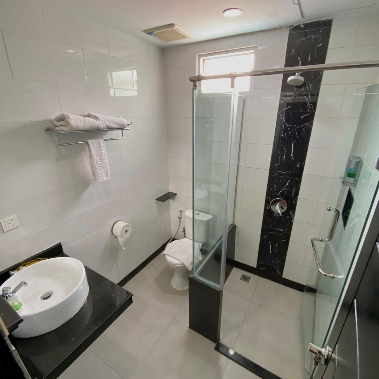 Batam Harbour Boutique Hotel & Spa Nagoya Kamer foto
